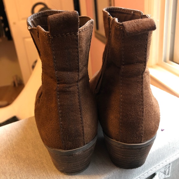 Brown Chelsea Ankle Boots - Picture 6 of 8